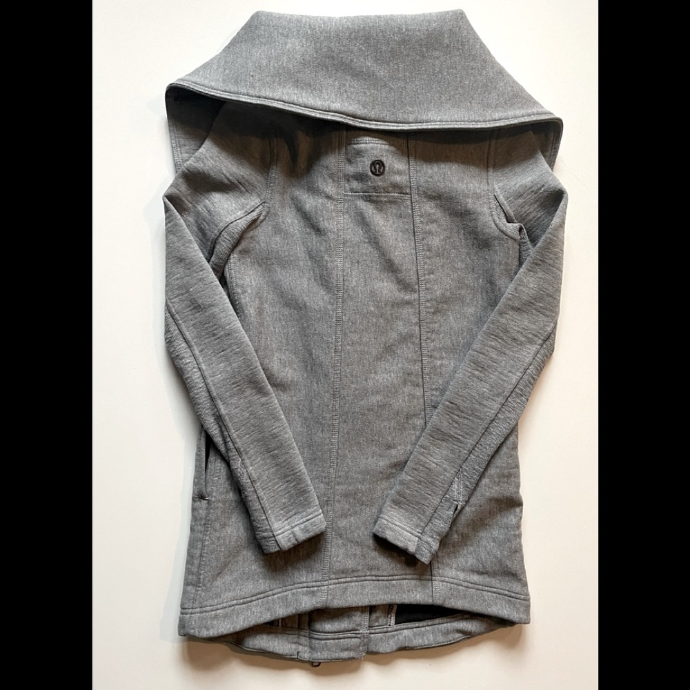 ⭐️Host Pick⭐️ Lululemon Virasana Blanket Wrap Coat Jacket - Picture 2 of 6